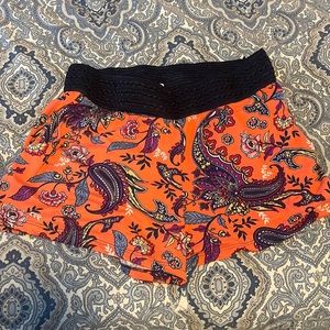 Medium Comfy Patterned Shorts